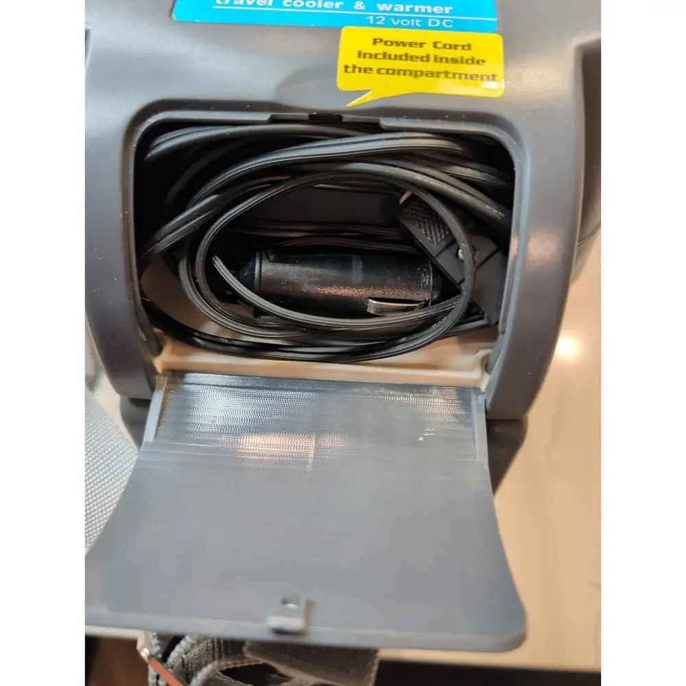 Vector TVEC246 7L Thermoelectric 12V Travel Cooler Warmer w/ Cord